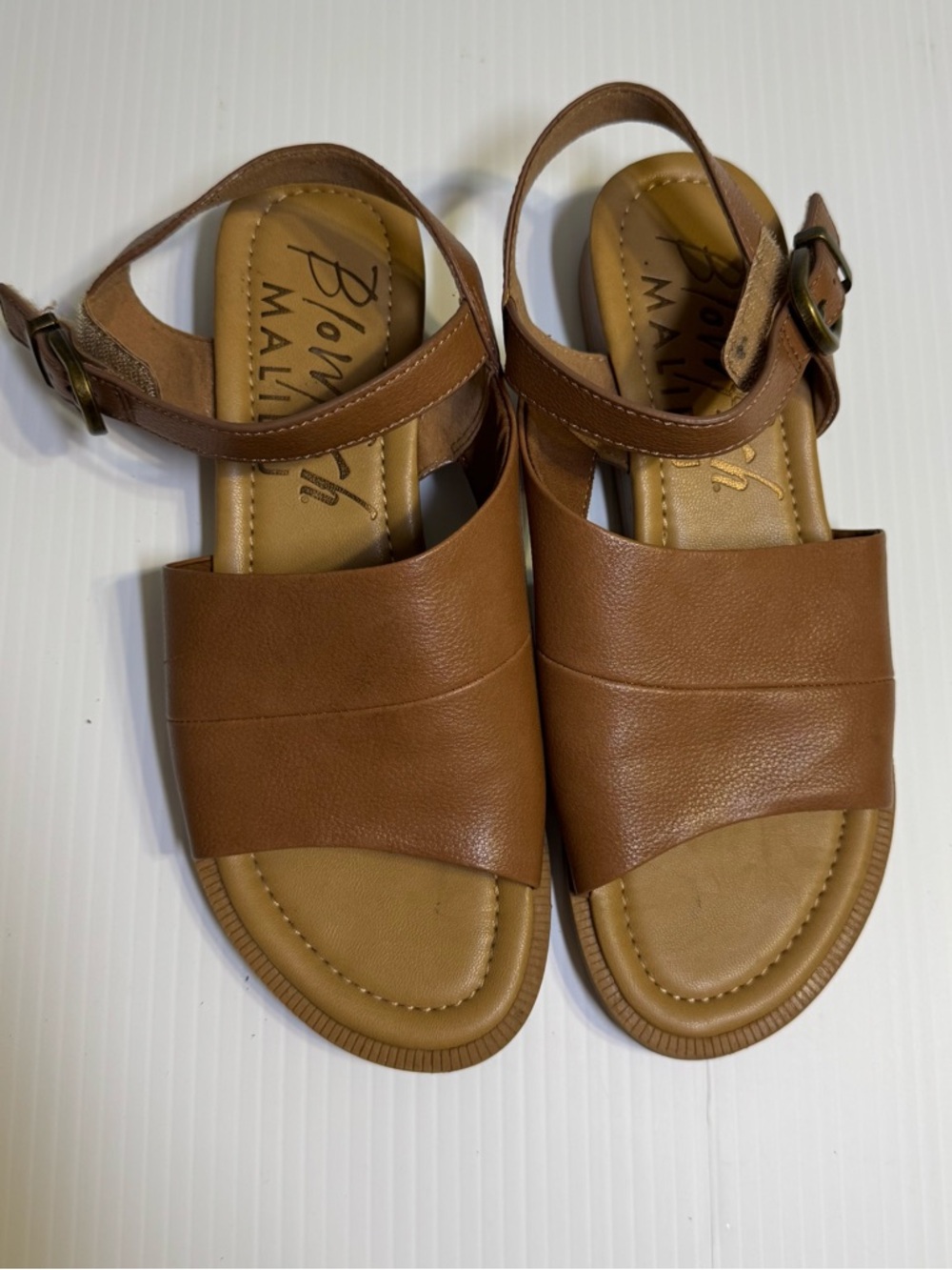 Blowfish Malibu Tan Faux Leather Ankle Strap Sandals Boho Summer Flats Size 8
